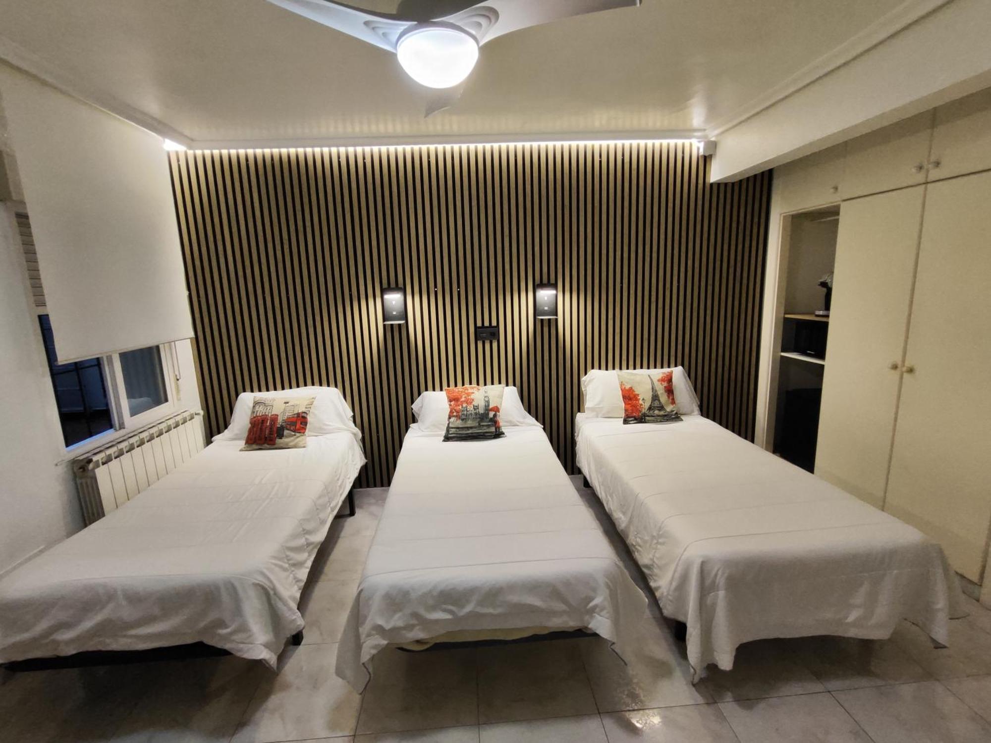 Hostal Lucy Santander Exterior photo