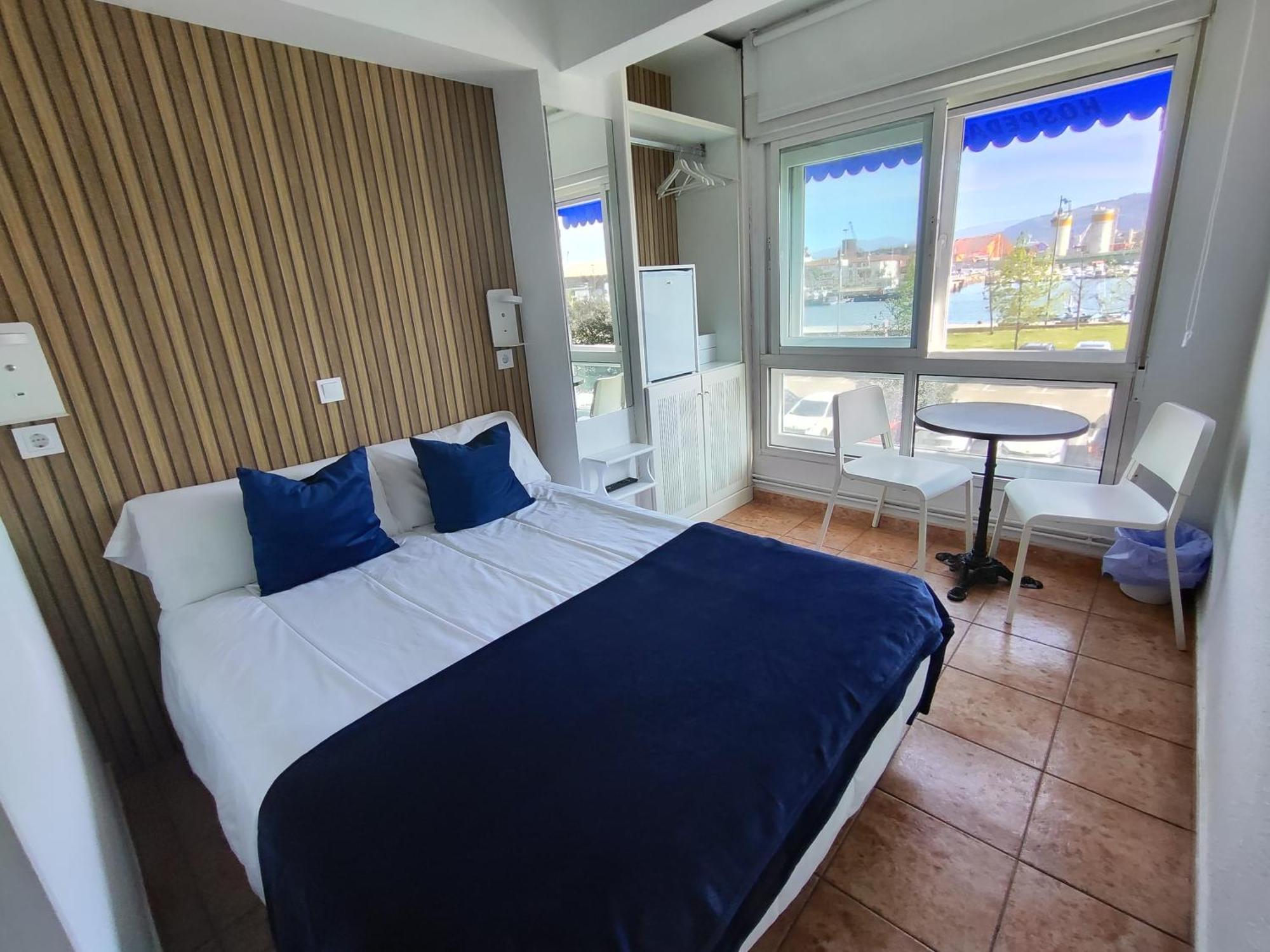 Hostal Lucy Santander Exterior photo